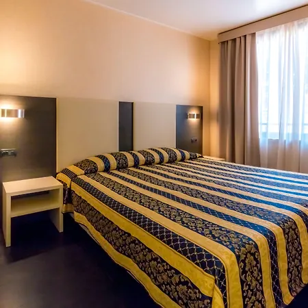 Alfred Monaco - Rénové Hotel