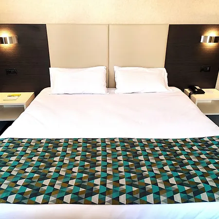 Alfred Monaco - Rénové Hotel 3*