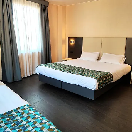 Alfred Monaco - Rénové Hotel 3*
