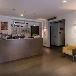 Alfred Monaco - Avec Rooftop Hotel